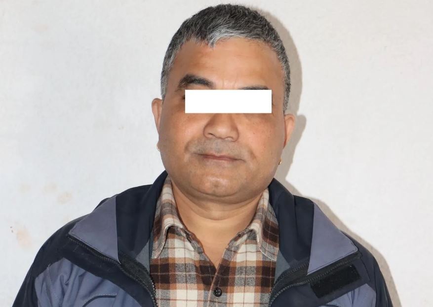 ढाल बहादुर पक्राउ