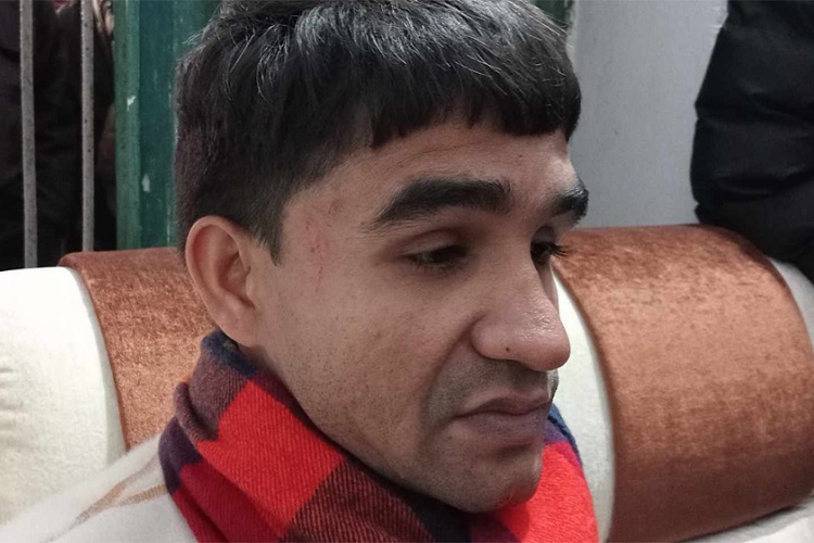 घुस माग्ने मालपोतका कर्मचारी कुटिए