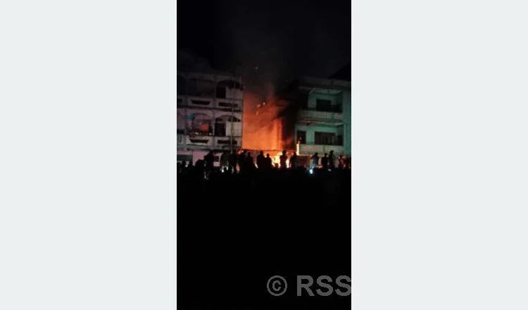 गोदाममा आगलागी