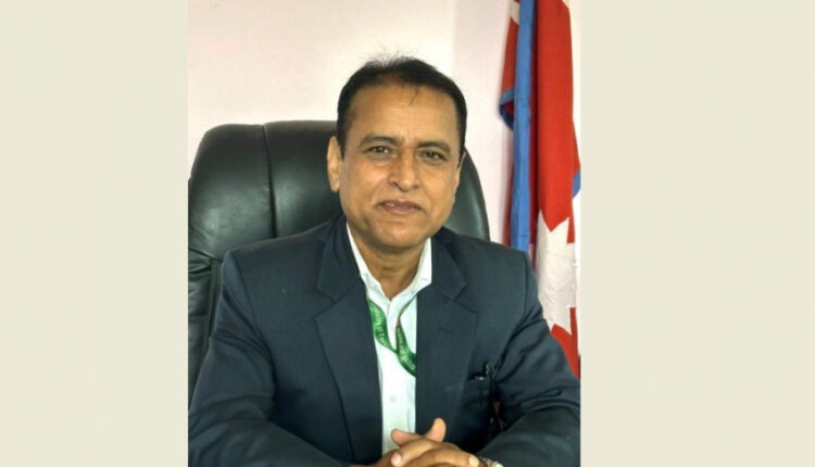 वन मन्त्रालयका सचिवको गाडीमा ढुङ्गा प्रहार, ६ जना पक्राउ
