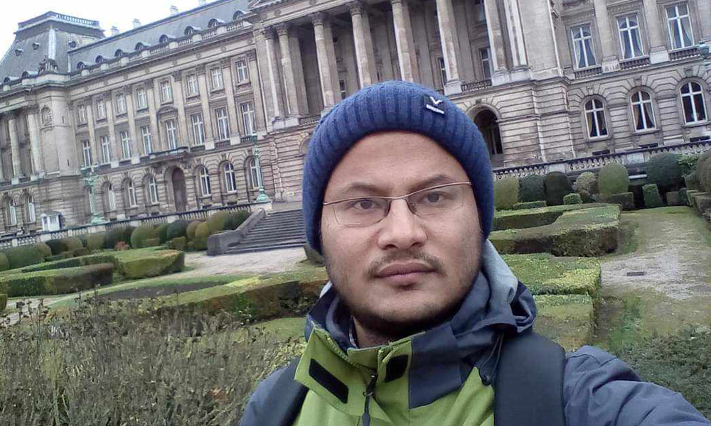 यसरी आफ्नै कार्यलयमा कुटिए खाद्य प्रविधि कार्यालय हेटौंडाका हाकिम