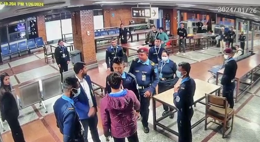 यसरी भएको थियो प्रहरी र अध्यागमन कर्मचारीबीच कुटाकुट
