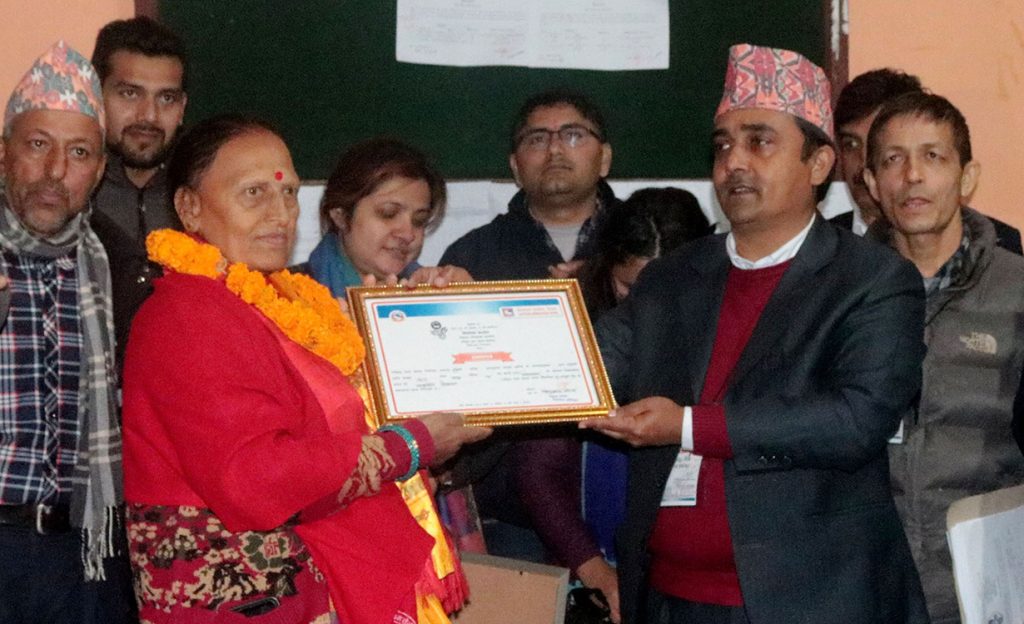 एमालेलाई ‘क्लिन स्वीप’ हुनबाट जोगाउने रूक्मिणी को हुन् ?