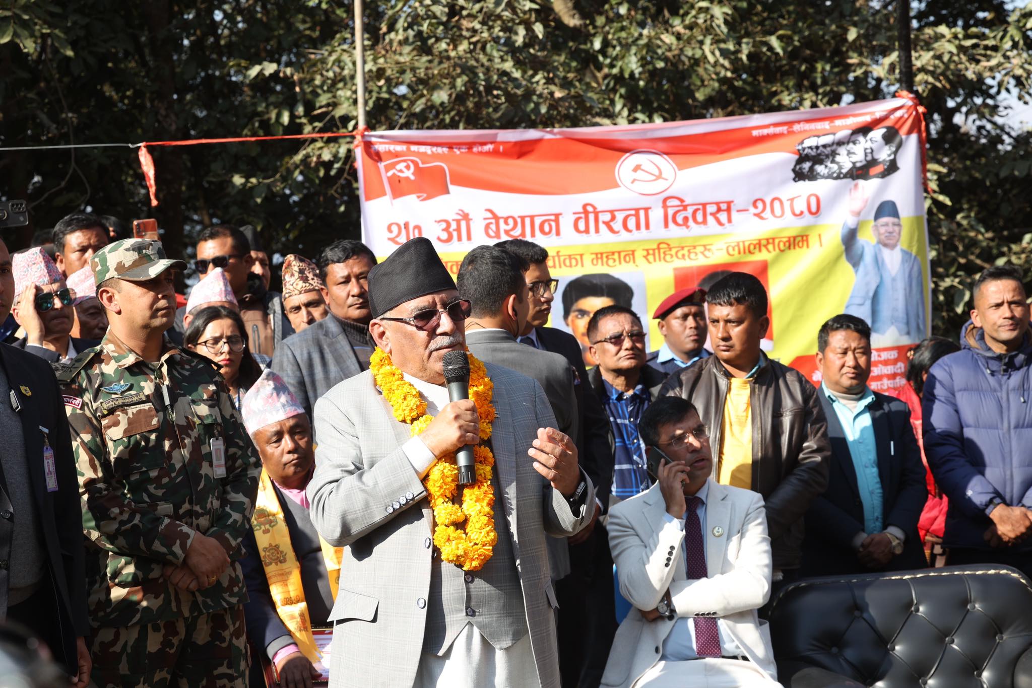 हामी अहिले पनि क्रान्तिमै छौं- प्रचण्ड