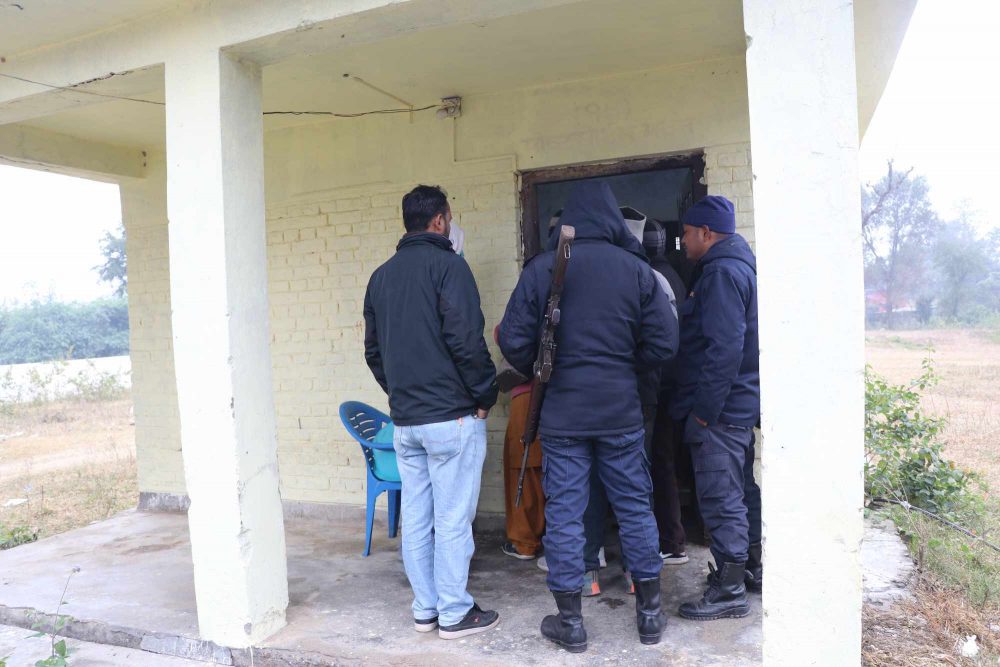 सनाखत भएका ८ शव मध्ये ३ जनाको शव पोष्टमार्टम