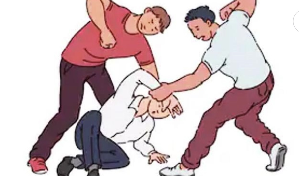 विद्यालय जान लागेका प्रधानाध्यापकमाथि कुटपिट