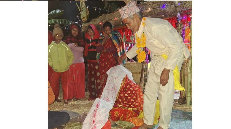 यसरी ७१ वर्षका वृद्धले प्रेम विवाह गरेपछि…