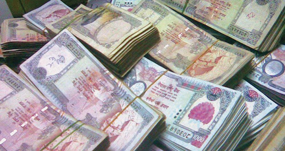 सार्वजनिक ऋण झन्डै २४ खर्ब, एक नेपाली बराबर ८२ हजार ऋणभार !