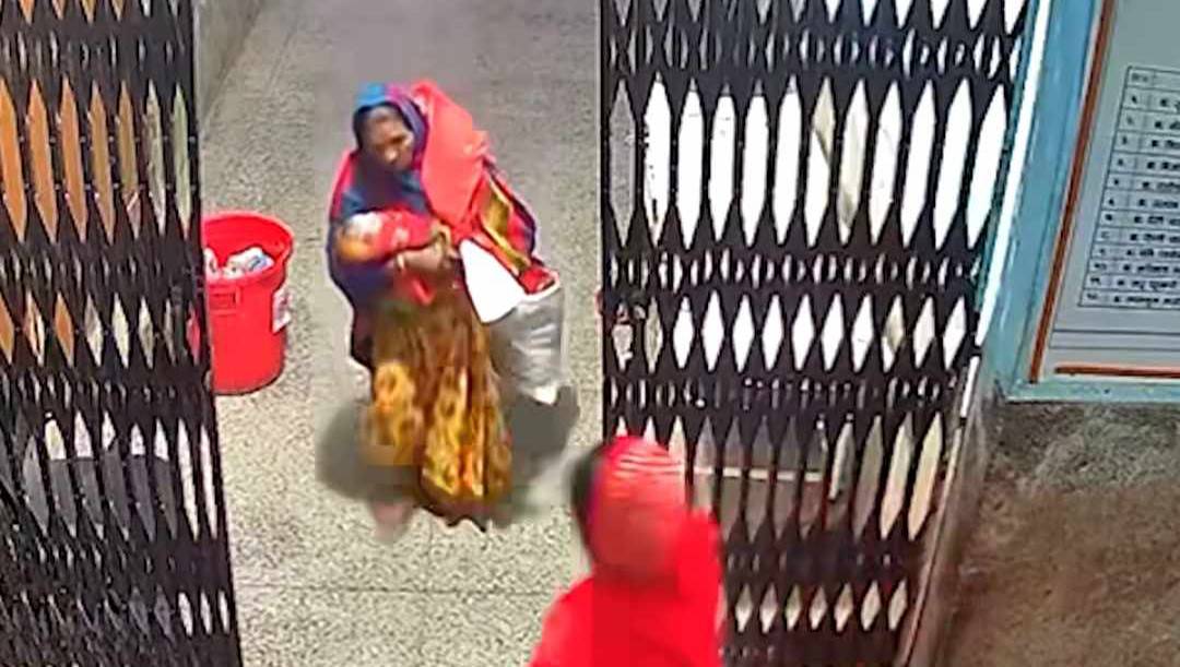 अस्पतालमा छोरी जन्मिएपछि  फरार भएकी आमा अझै फेला परिनन्