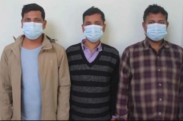 सगरमाथा अस्पतालबाट ३ जना नक्कली डाक्टर पक्राउ