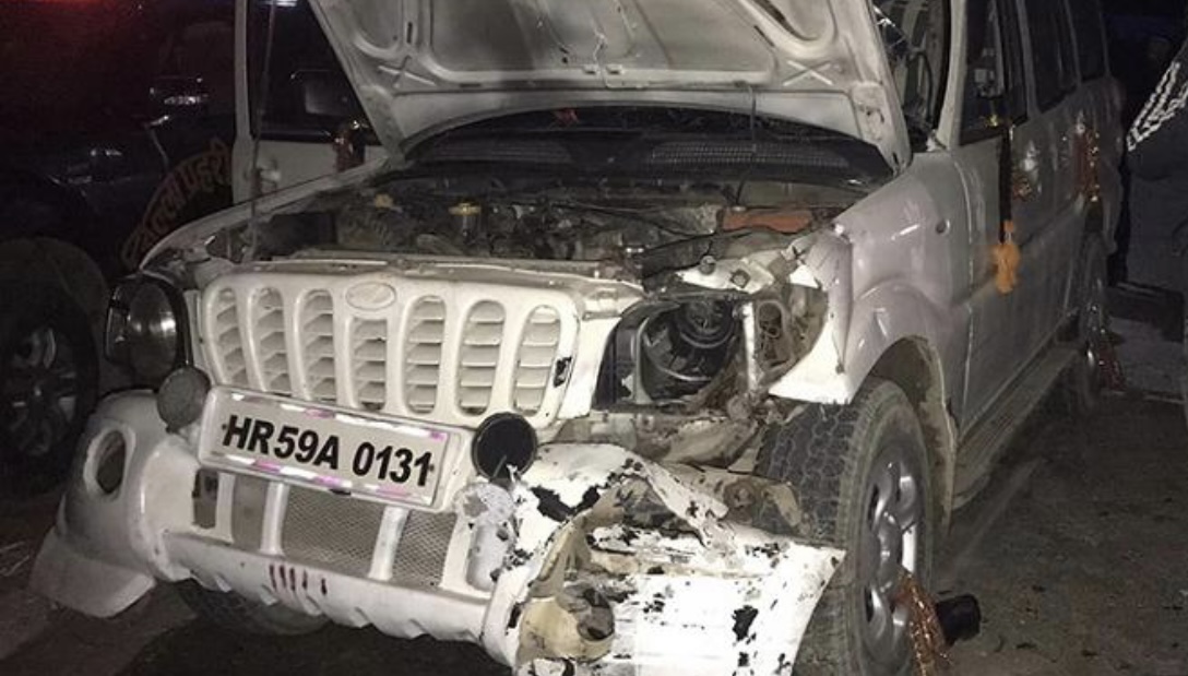 सर्लाहीमा भारतीय गाडी र मोटरसाइकल जुध्यो, दुई जनाको निधन