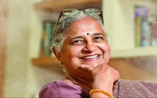 श्रीमान् अर्बपति र ज्वाइँ प्रधानमन्त्री, तर ३० वर्षदेखि एउटै सारी नकिनेकी यी महिला
