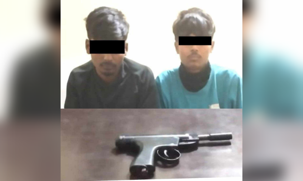 पेस्तोल सहित दुई जना पक्राउ