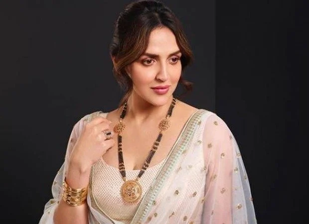 सम्बन्ध विच्छेदपछि राजनीतिमा आउँदै इशा देओल