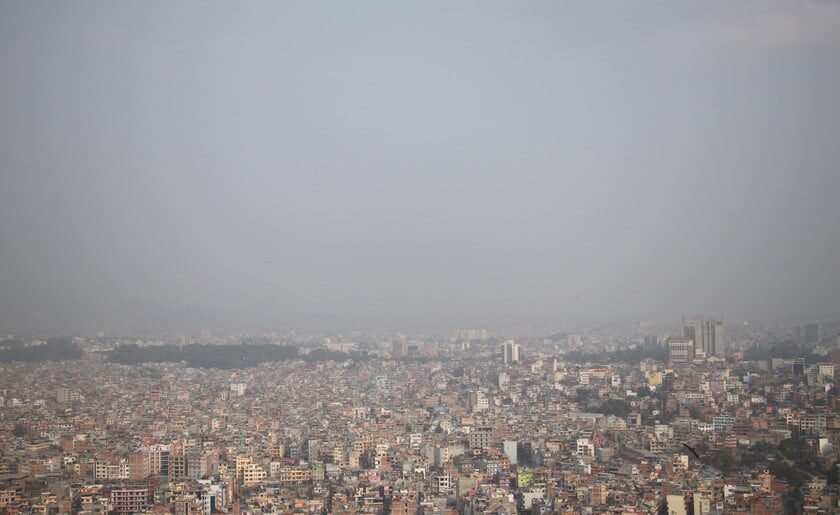 काठमाडौँको महाराजगन्ज र नैकापमा दुई गाडीमा आगजनी