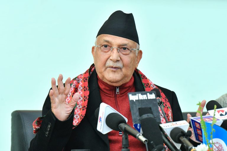 कांग्रेसलाई ओलीको प्रश्न– प्रधानमन्त्रीलाई अहिलेचाहिँ किन समर्थन नगर्ने ?