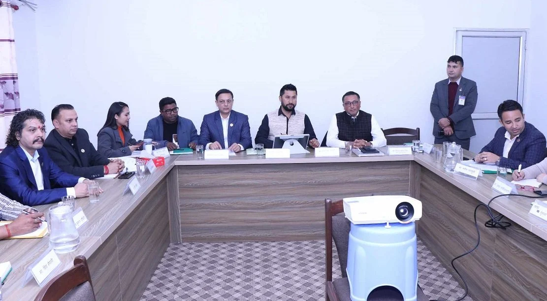 रास्वपा संसदीय दलको बैठक जारी