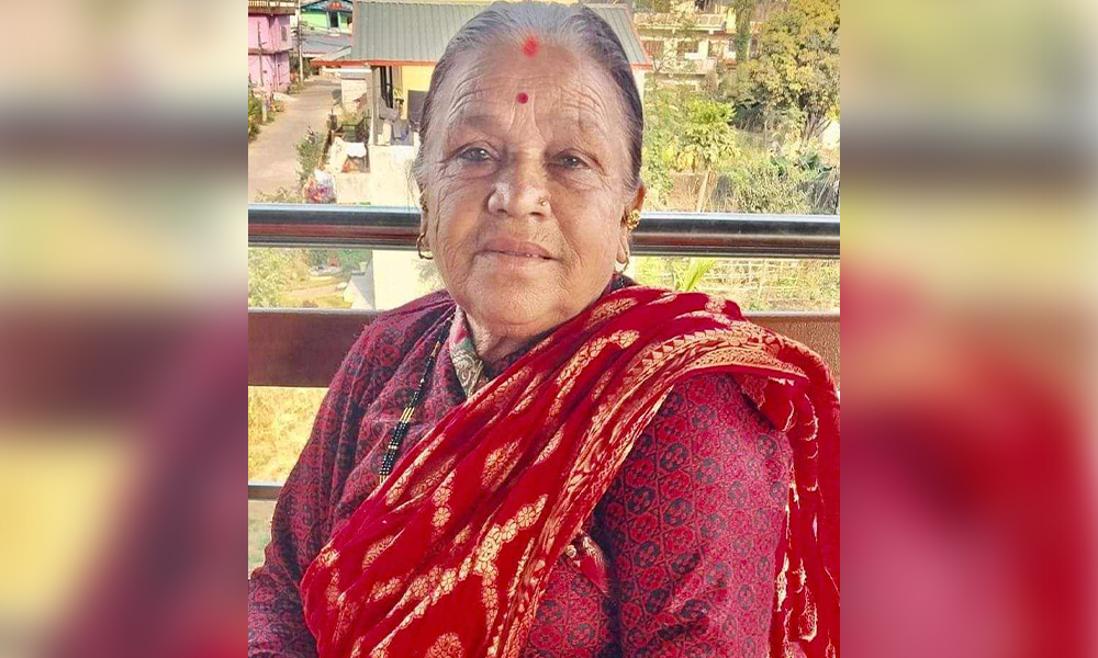 पोखराका मेयर धनराज आचार्यलाई मातृ शोक