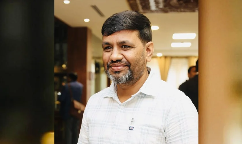 महरा पक्राउ परेपछि दीपशिखाको प्रतिक्रिया–‘ओ नेता कमरेड हजुरलाई भतभती पोल्दैन ?