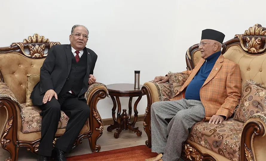 केन्द्रमा खुम्चिएको एमालेलाई प्रदेशमा पर्यो चिठ्ठा