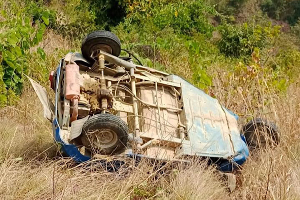 अटो सडकबाट २०० मिटर तल खसेपछि…