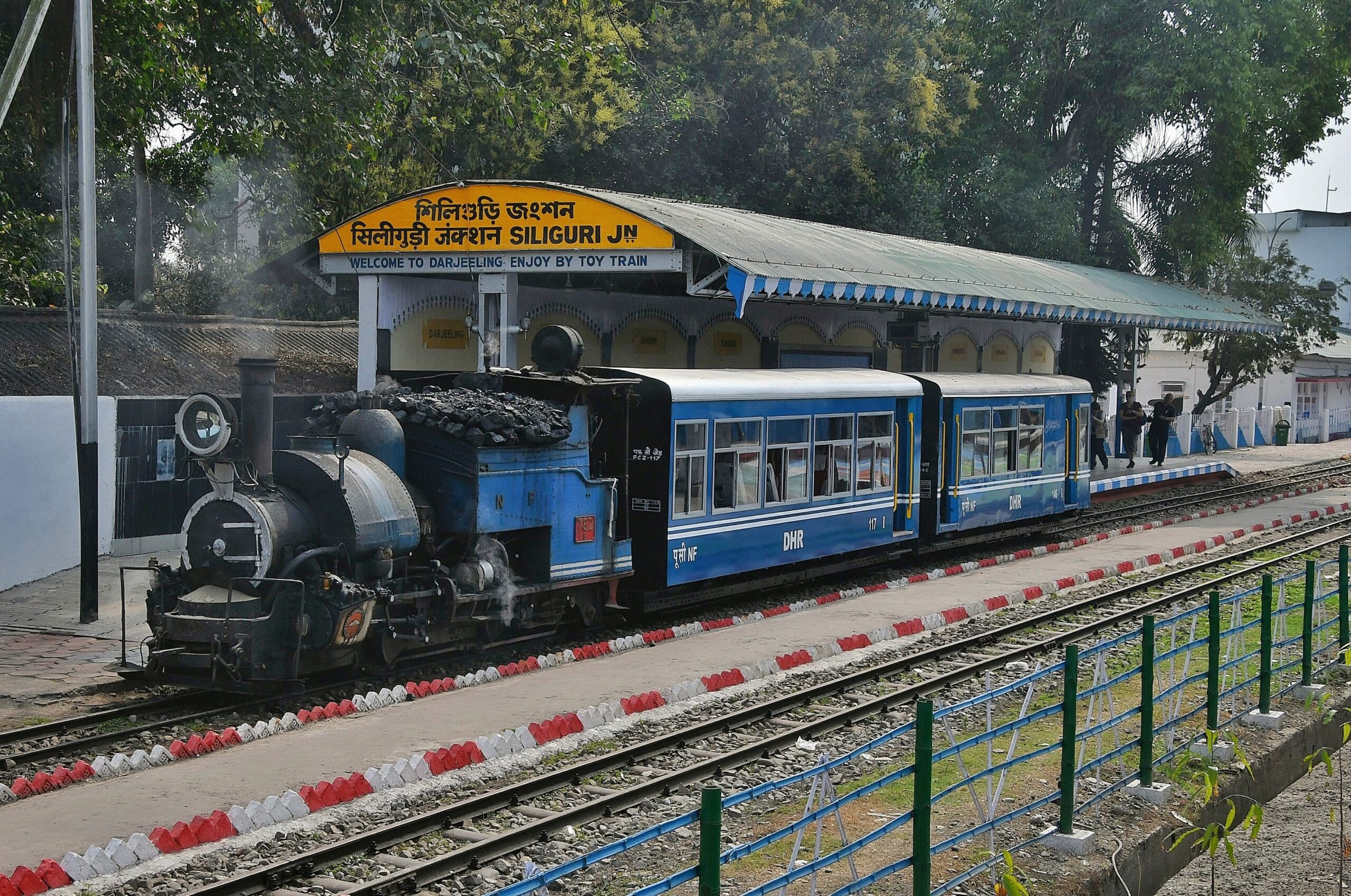 भारतमा रेलले किचेर झापाका  शर्माको मृत्यु