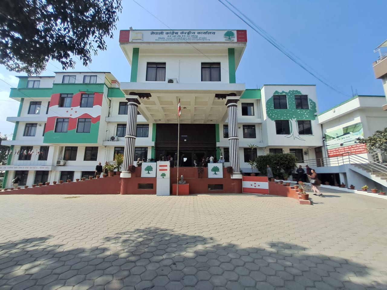 कांग्रेसका ६५ निवर्तमान सांसद संसद पुनर्स्थापनाको पक्षमा, सोमबार सर्वोच्च जाने तयारी