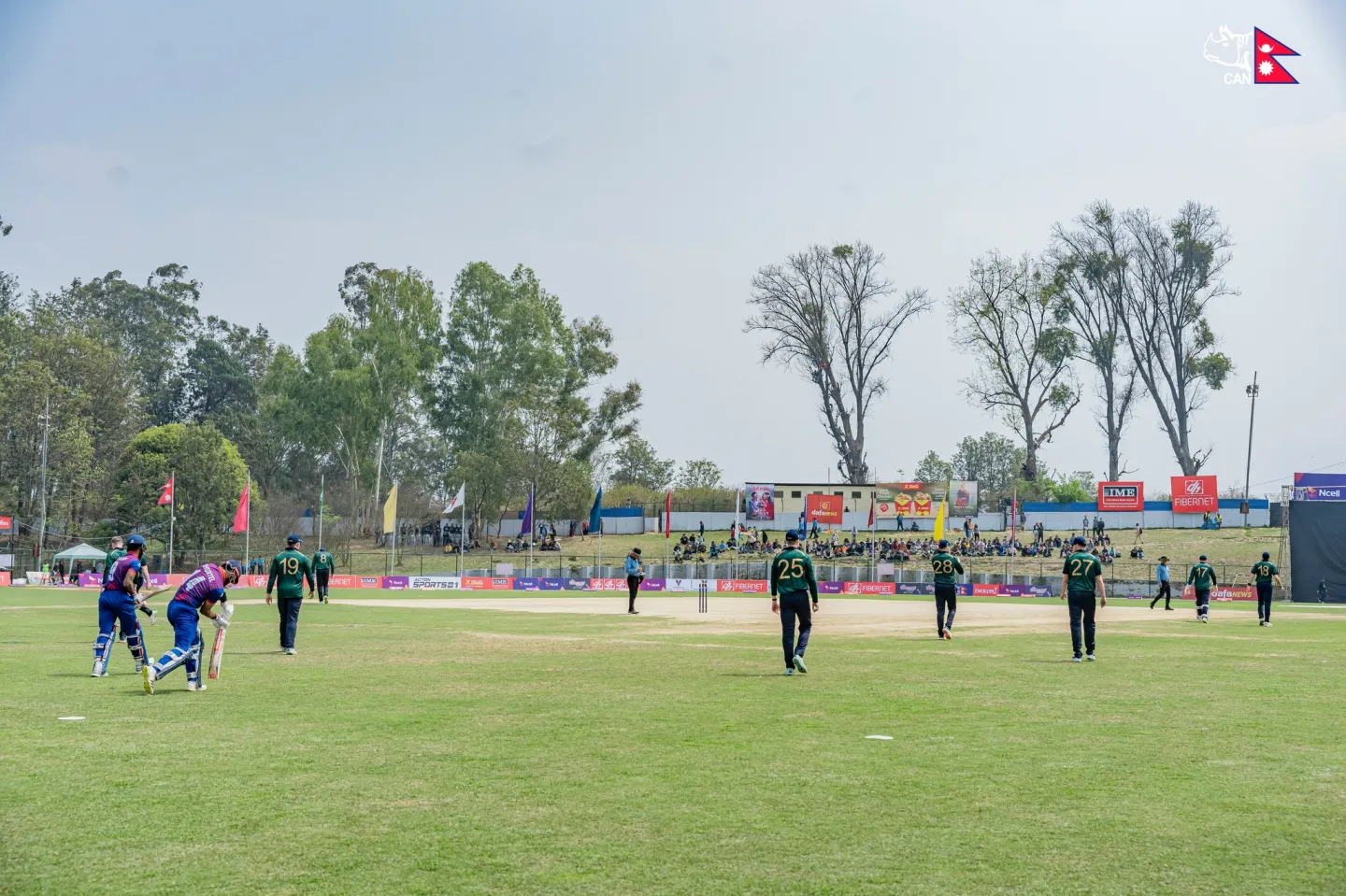 नेपालको १०० रन पूरा