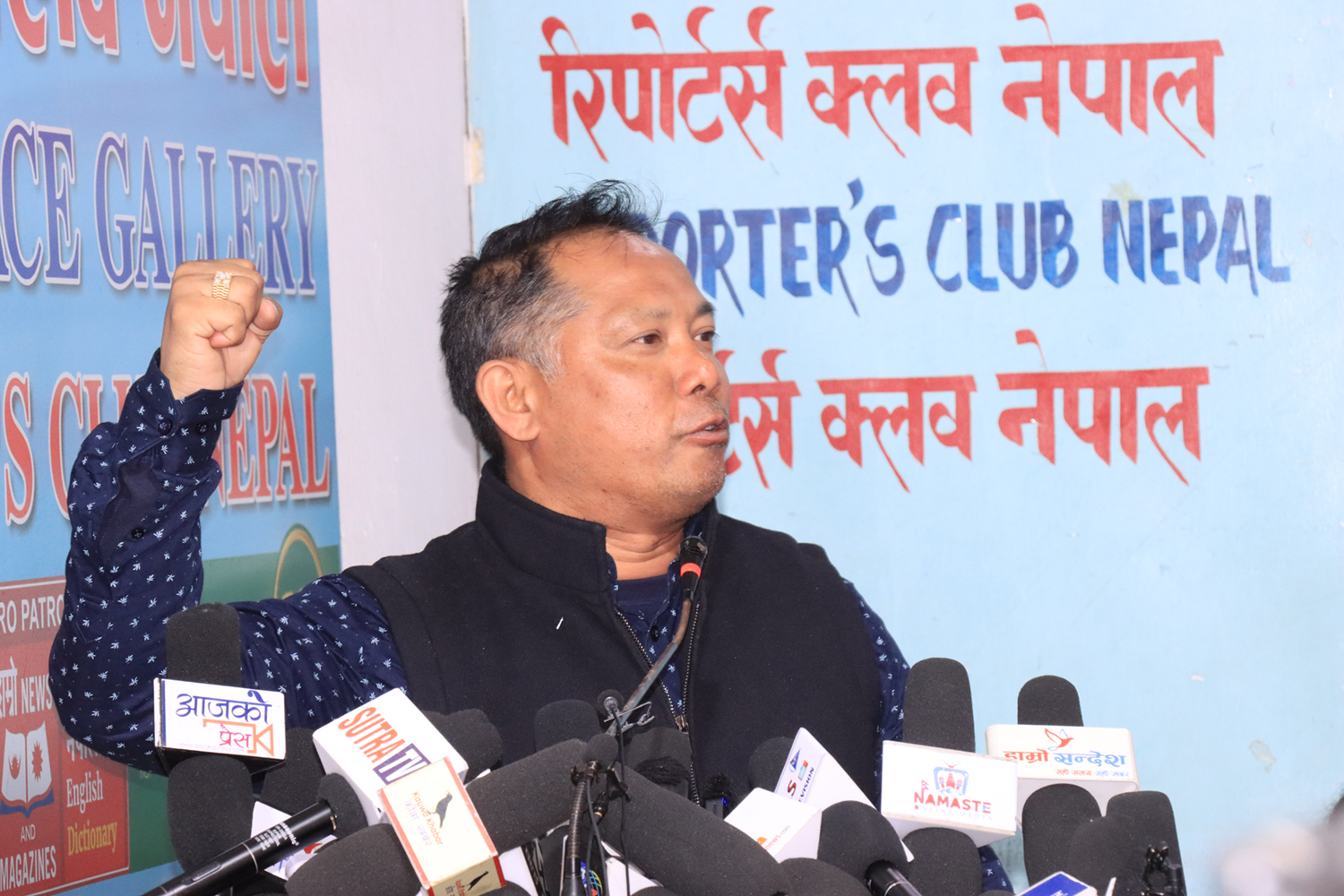 आयोगले अध्यक्ष अस्वीकार गरेपछि रेशम: पार्टी सिध्याउने खेल, पटक-पटक न्याय मरे पनि म मरेको छैन
