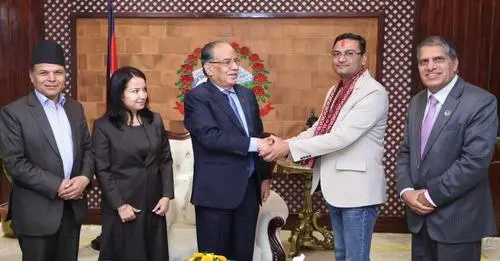 बाबुराम भट्टराईको साथ छाडेर माओवादीमा फर्किएका पाण्डे प्रधानमन्त्रीका सामाजिक विकासविज्ञ