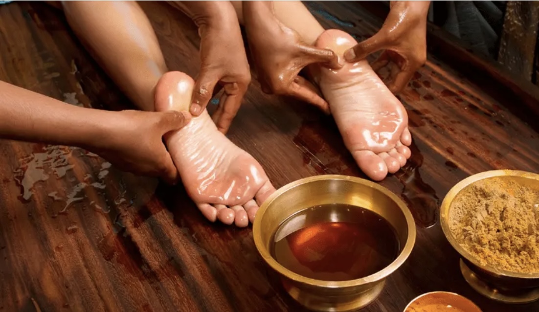 ३ दिनमै कुर्कुच्चा फुट्ने समस्या चट् पार्ने घरेलु बिधि,एक पटक प्रयोग गरेर हेर्नुहोस !