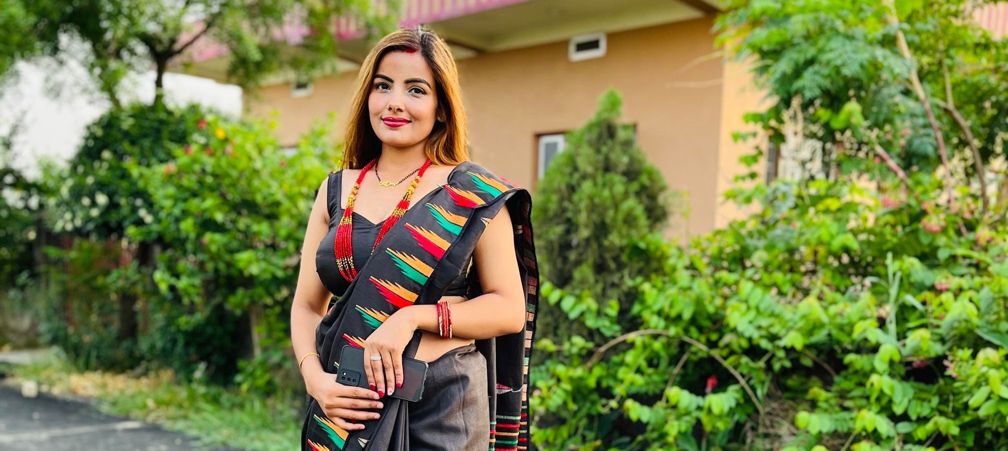 अर्घाखाँचीकी राधिकाको  नेत्रप्रसादले भारतमा बिहे गरे, यूएई लगेर ज्यान लिए !