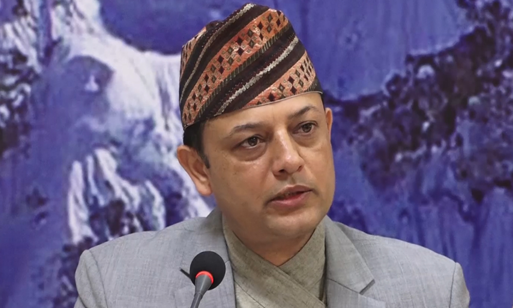 श्रम स्वीकृति २ मिनेट ४४ सेकेण्डमा दिइराखेका छौं : मन्त्री अर्याल