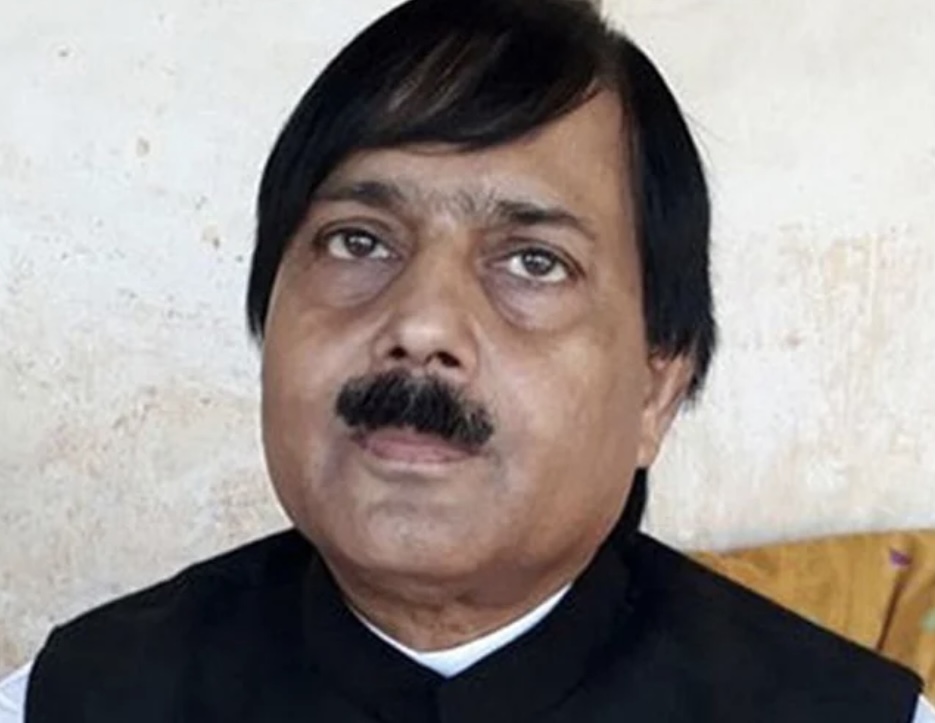 कांग्रेसका नेता एवं पूर्वसांसद आलमलाई जन्मकैद
