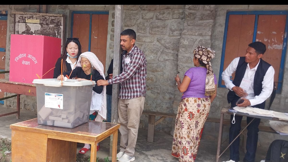 इलाममा मत प्रभावित पार्न खोजेपछि  ‘एग्जिट पोल’ संस्थाका केही व्यक्ति पक्राउ