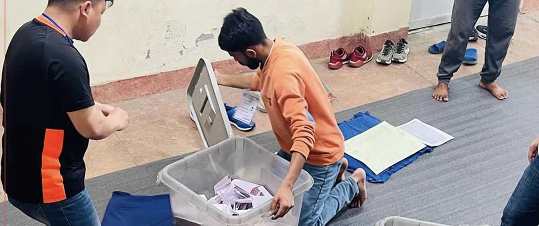 करिब २२ हजार मत गनिसक्दा इलाममा एक उम्मेदवारले अझै खाता खोलेनन्