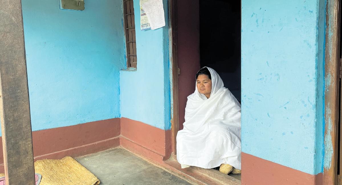 नियतिको खेल यो कस्तो विडम्वना : सबै परिवारको  किरिया बस्दै बबिता