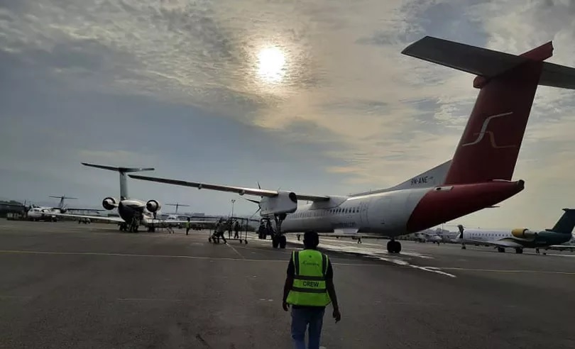 धनगढीबाट काठमाडौँ उडेको जहाज पोखरामा अवतरण