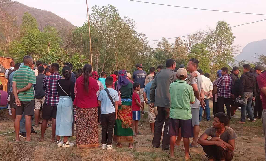 धारिलो हतियार प्रहार गरि महिलाको हत्या