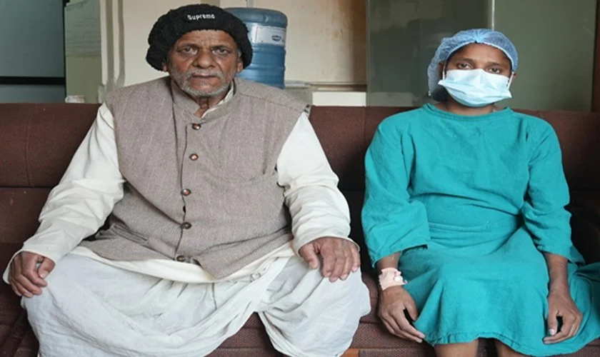 हजुरबुवाले गरे नातिनीलाई मिर्गौला दान