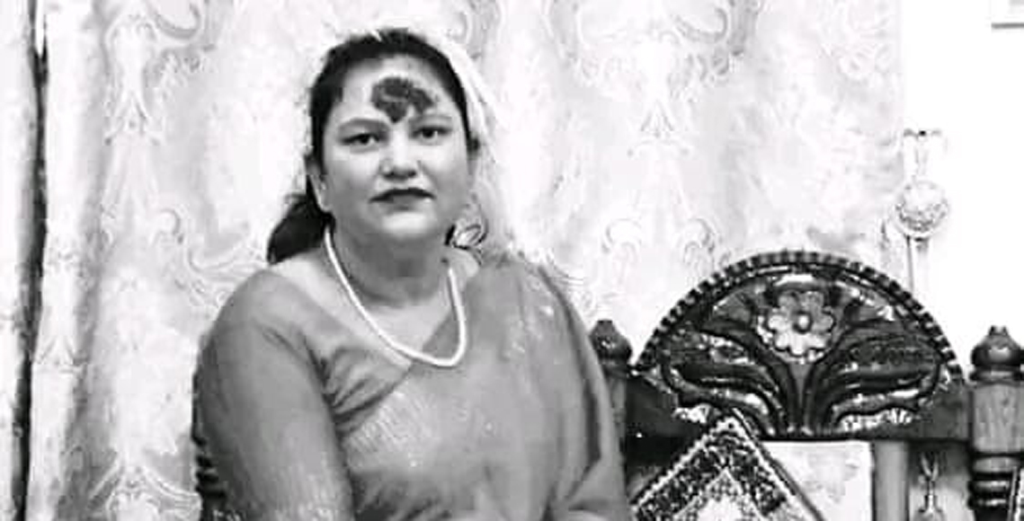 बसको ठक्करबाट आमाले ज्यान गुमाइन्, छोरा गम्भीर घाइते
