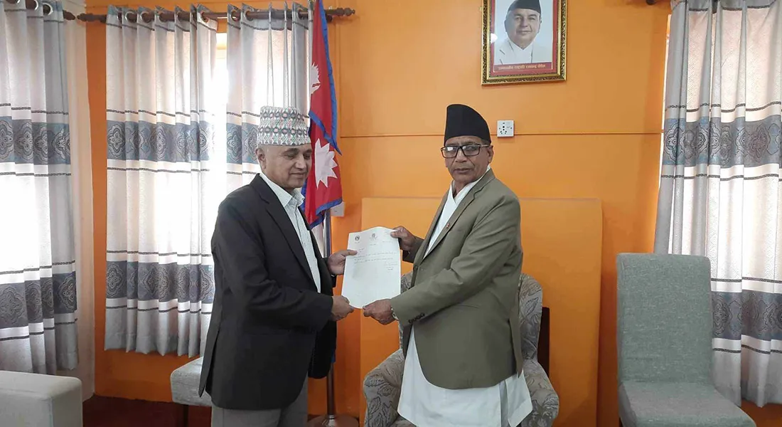 कांग्रेसको चेतावनीको बावजुद गण्डकीको मुख्यमन्त्रीमा खगराज अधिकारी नियुक्त