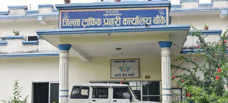 श्रीमान्‌–श्रीमती घाँटी रेटिएको अवस्थामा फेला