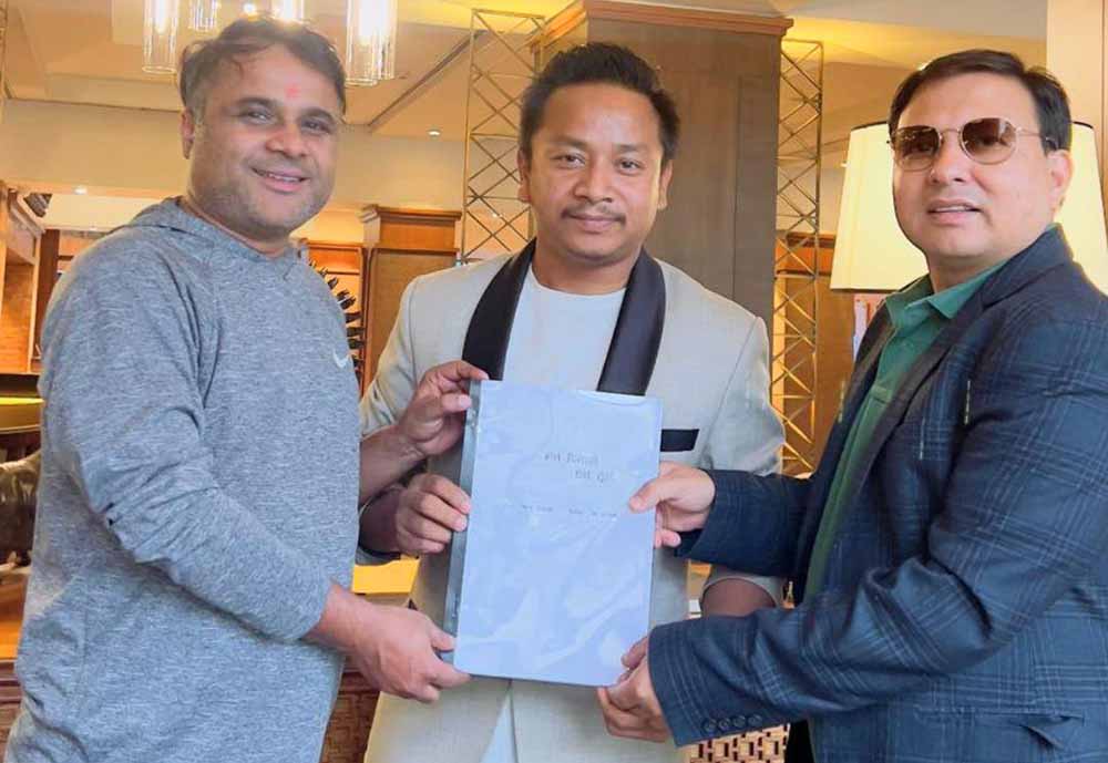 टंक बुढाथोकीले ‘मनबिनाको धन ठूलो कि धनबिनाको मन’ फिल्म बनाउदै