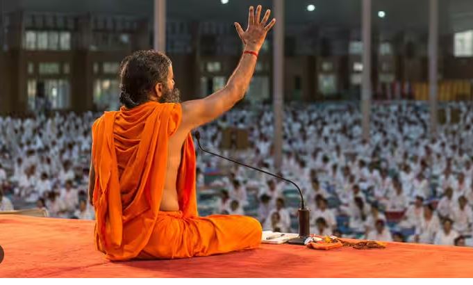 सर्वोच्च अदालतले दियो रामदेवलाइ झटका, भन्यो, ‘योग शिविर चलाएकाे सेवा कर तिर्नु’
