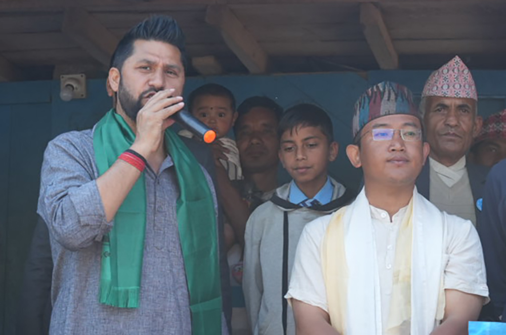 हरेक महिनामा ठूलो भ्रष्टाचारीलाई पक्रन्छु भनेको छु, सप्राइज कुरेर बस्नु होला- गृहमन्त्री लामिछाने