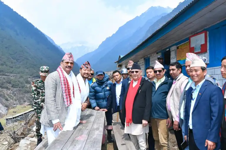 ओलाङ्चुङगोलामा केपी ओली