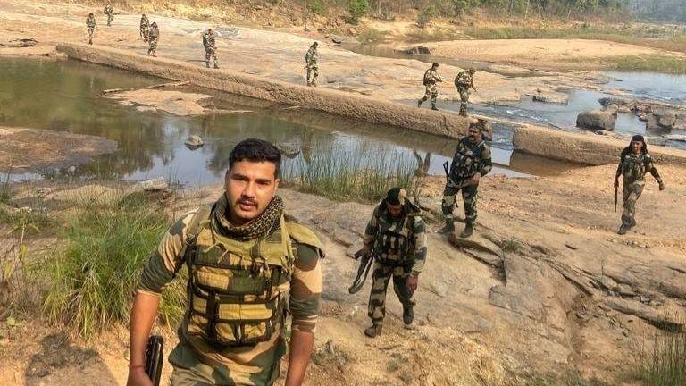 सुरक्षा बलसँगको भिडन्तमा सन्दिग्ध १२ माओवादीको मृत्यु