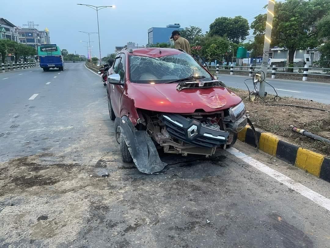 जानकीनगरमा यसरी भयो कार दुर्घटना