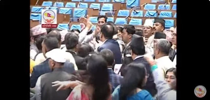 प्रतिनिधि सभामा तनाव,भयो यसरी धकेलाधकेल